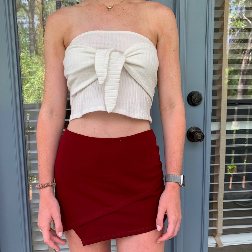 White tie front crop top